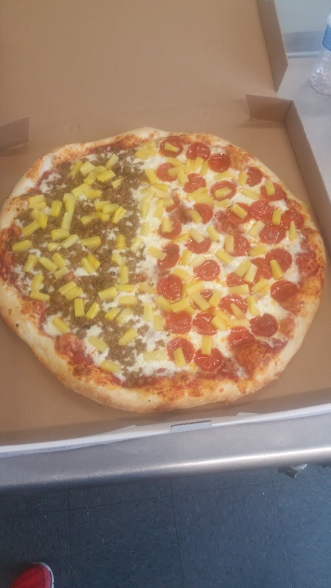 Perry Di Pizza Man's-5